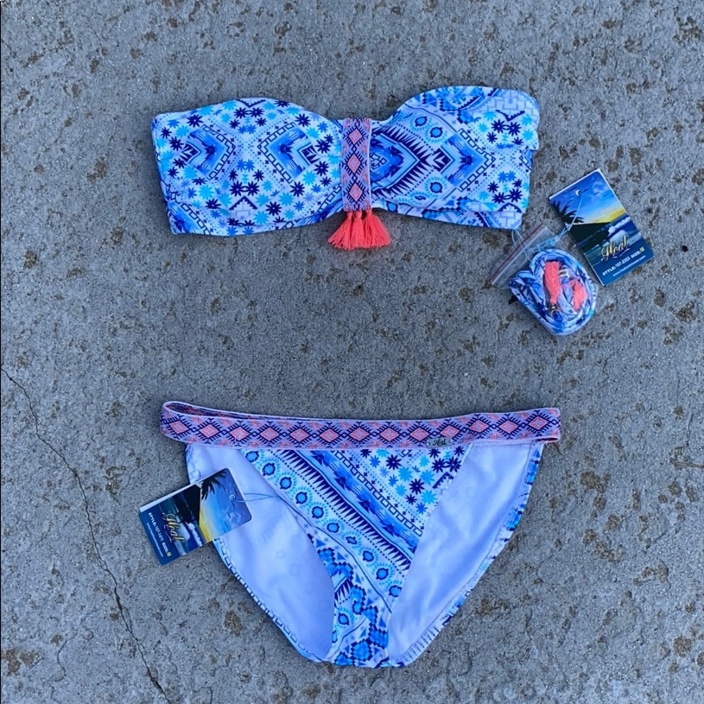 NEW WHITE BIKINI SET